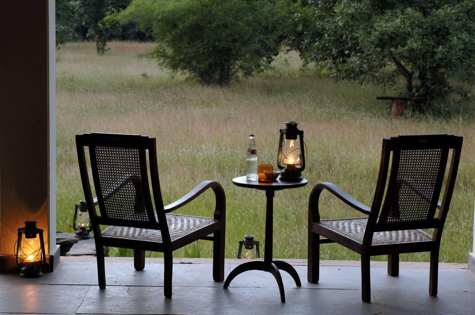 Hotel Mahua Kothi, Bandhavgarh National Park Tāla Exterior foto