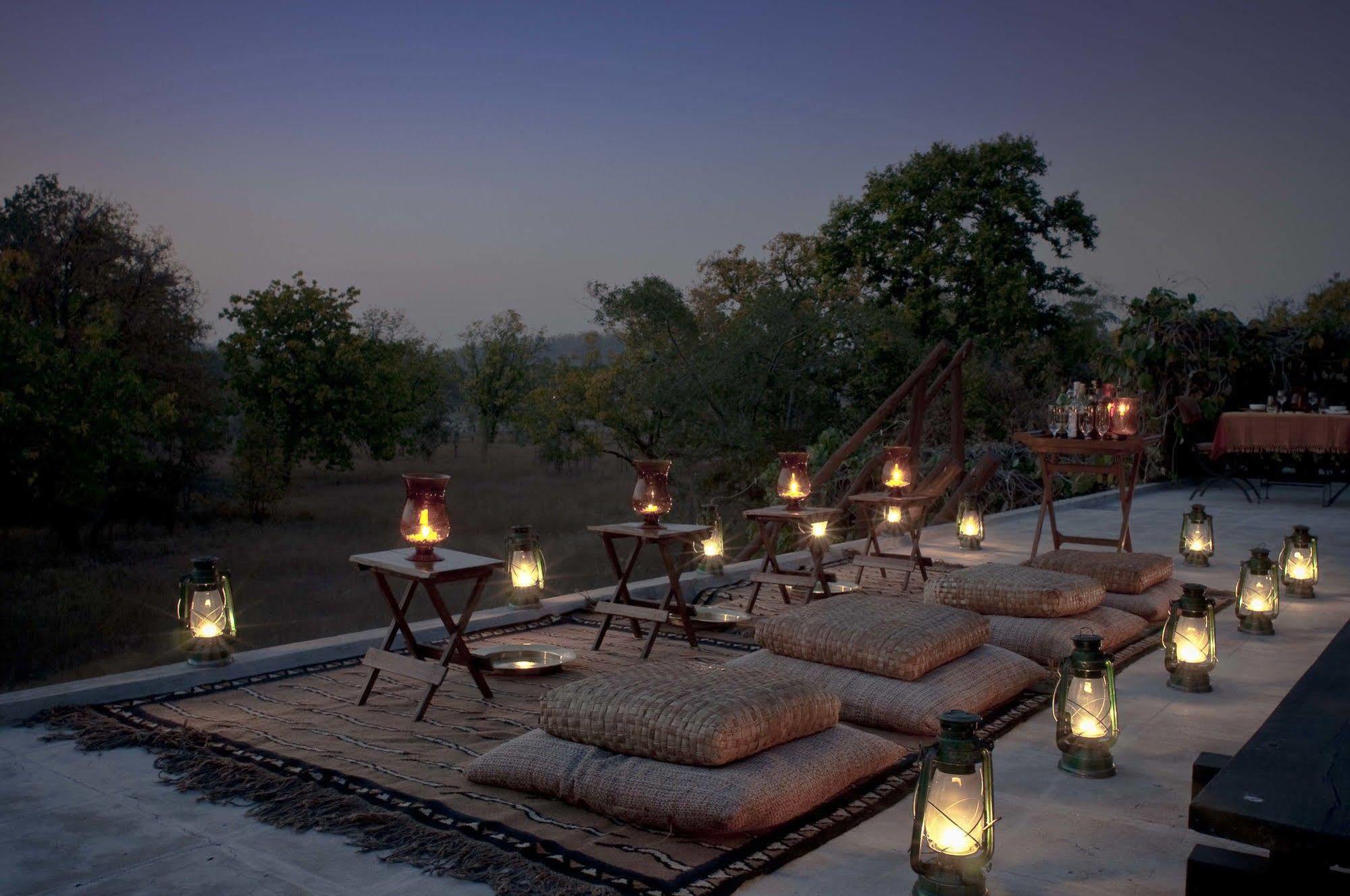Hotel Mahua Kothi, Bandhavgarh National Park Tāla Exterior foto